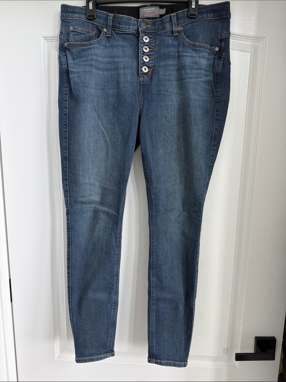 Torrid Bombshell Skinny Dark Jean-Premium Stretch